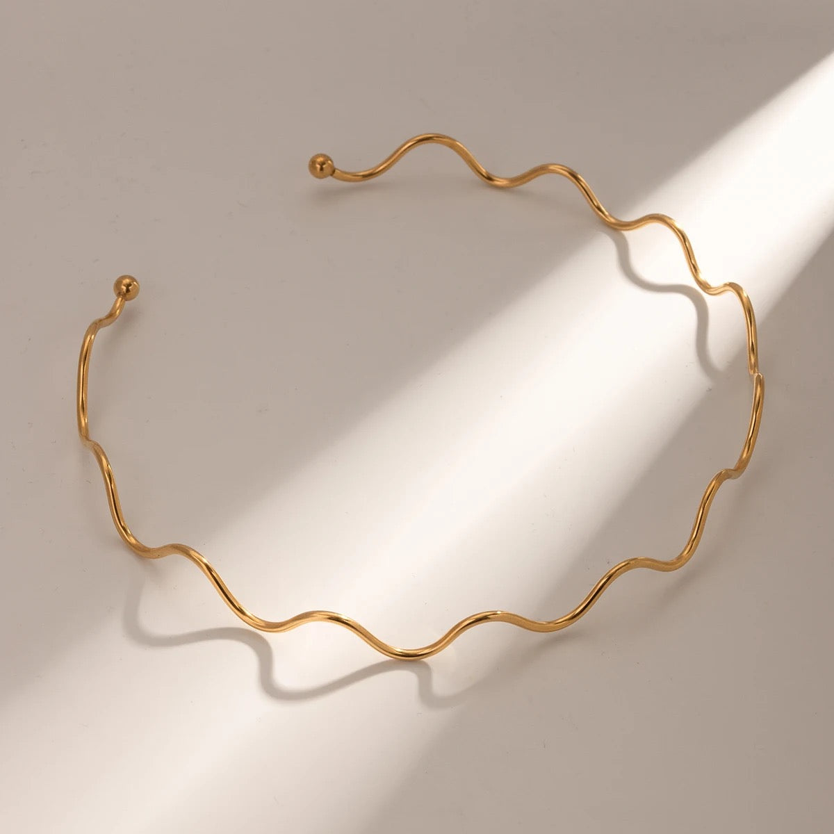Wavy Necklace