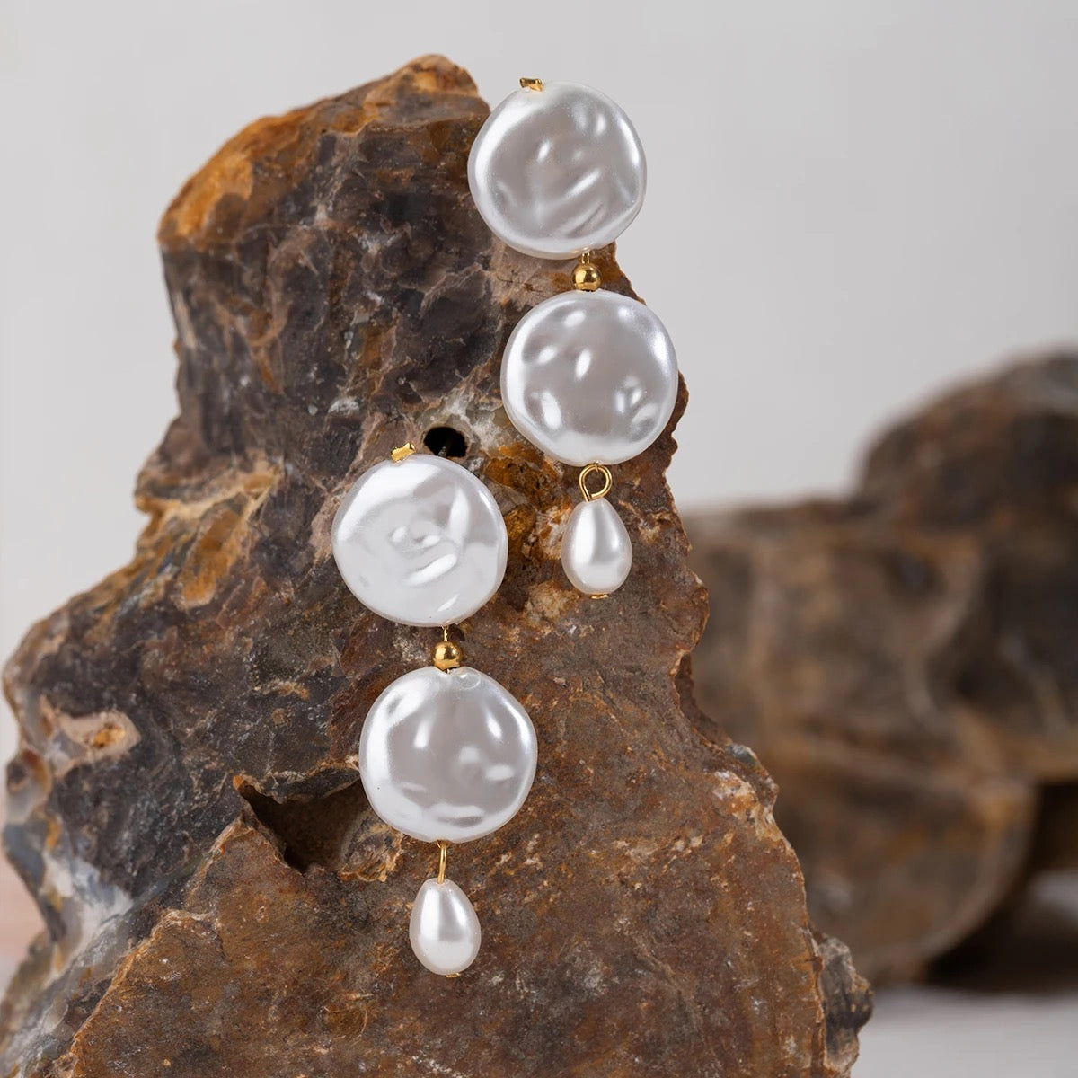 Valia Earrings