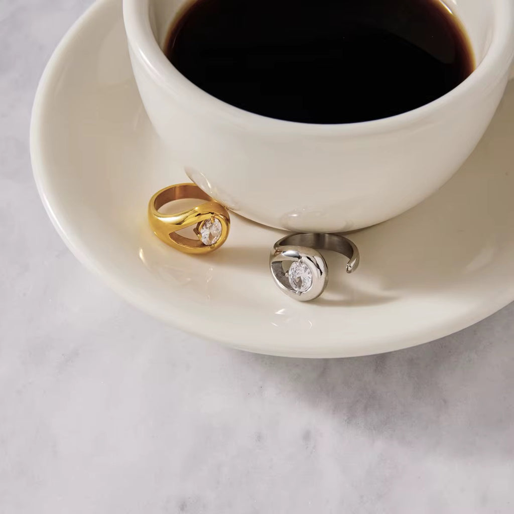 Victoria Ring
