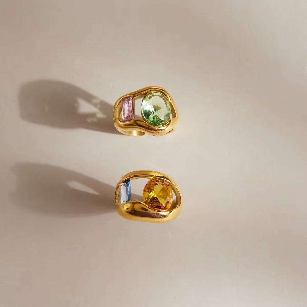Iris & Maeve Ring