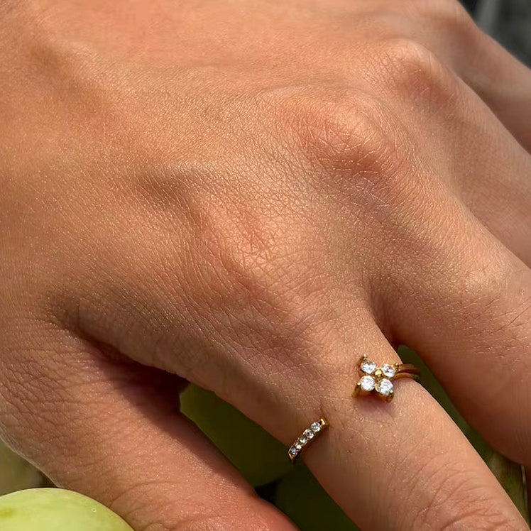 Olivia Ring