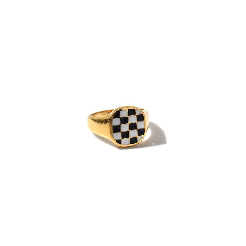 Checker ring