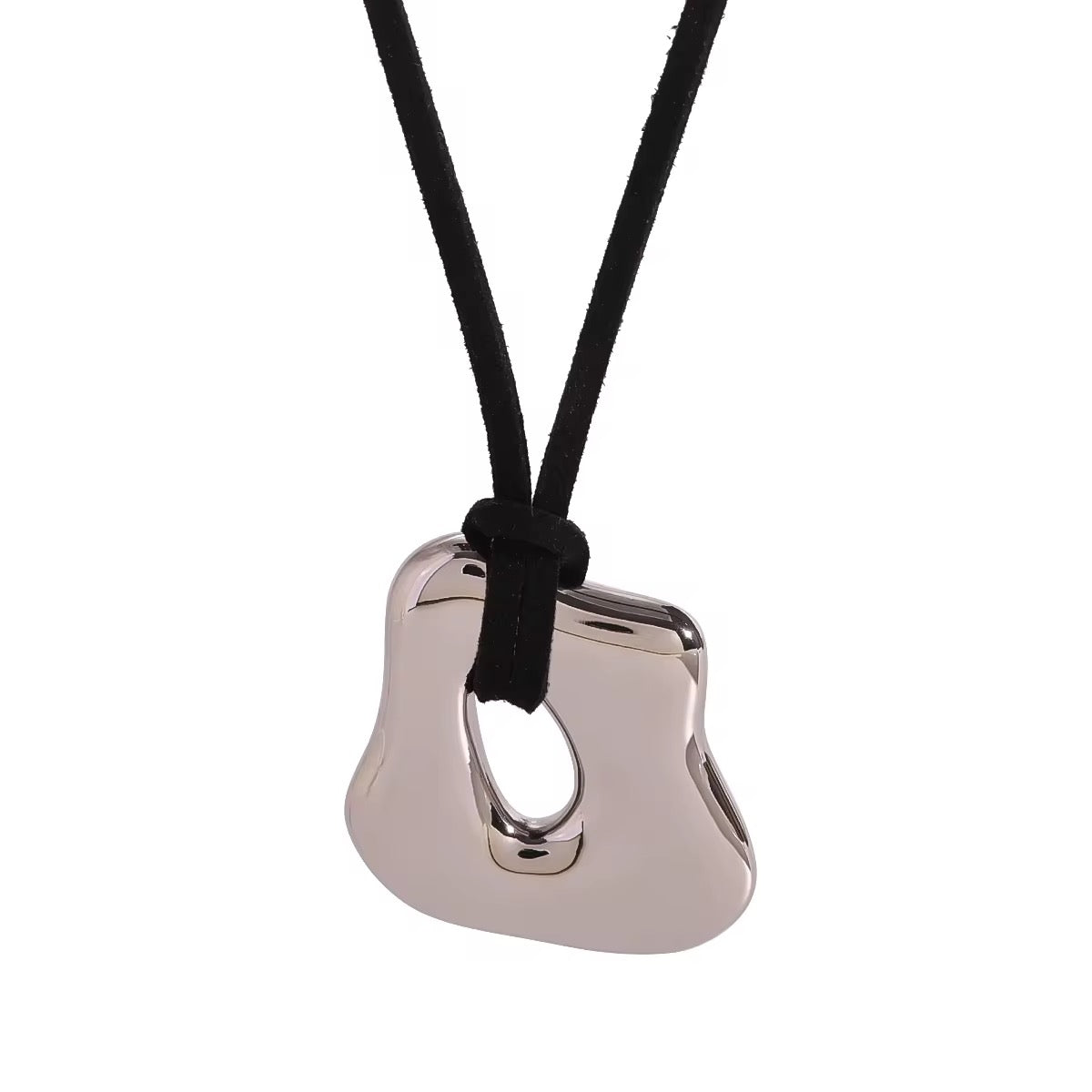Camelia Necklace