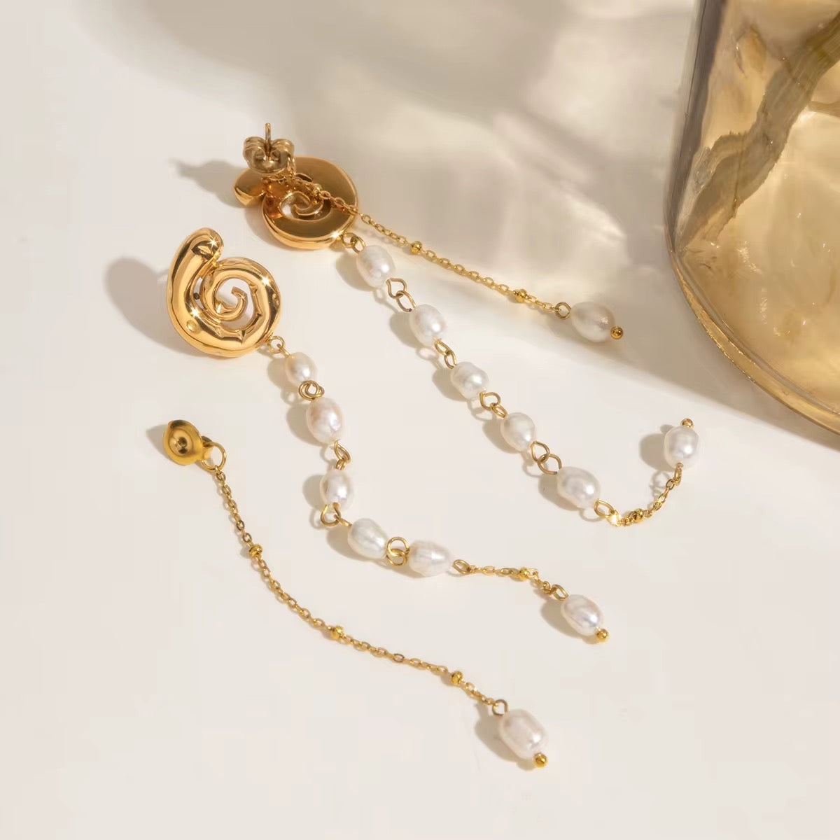 Loop Pearl Earrings